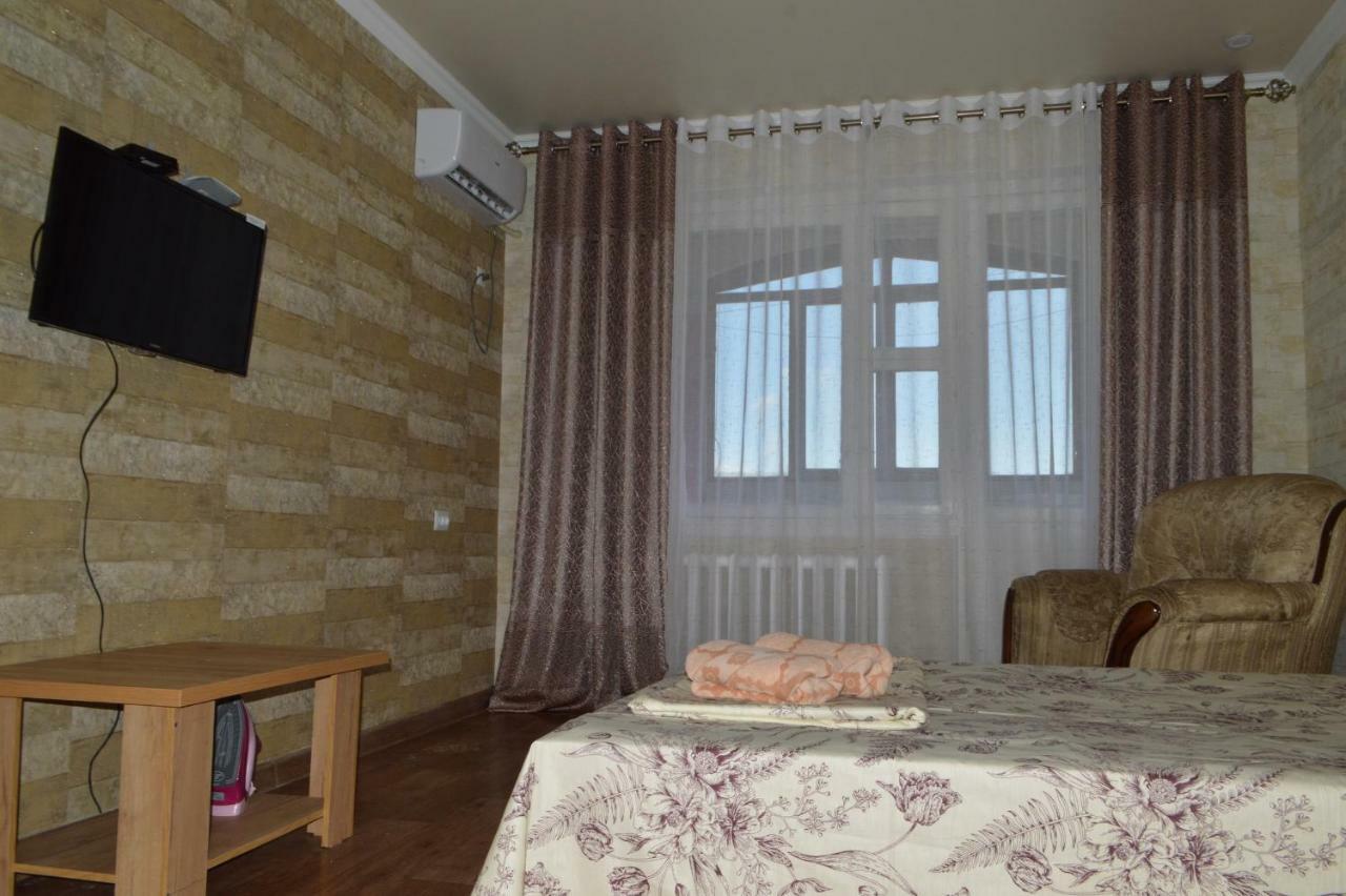 Apartment On Isanov Street, 8 بيشكيك المظهر الخارجي الصورة