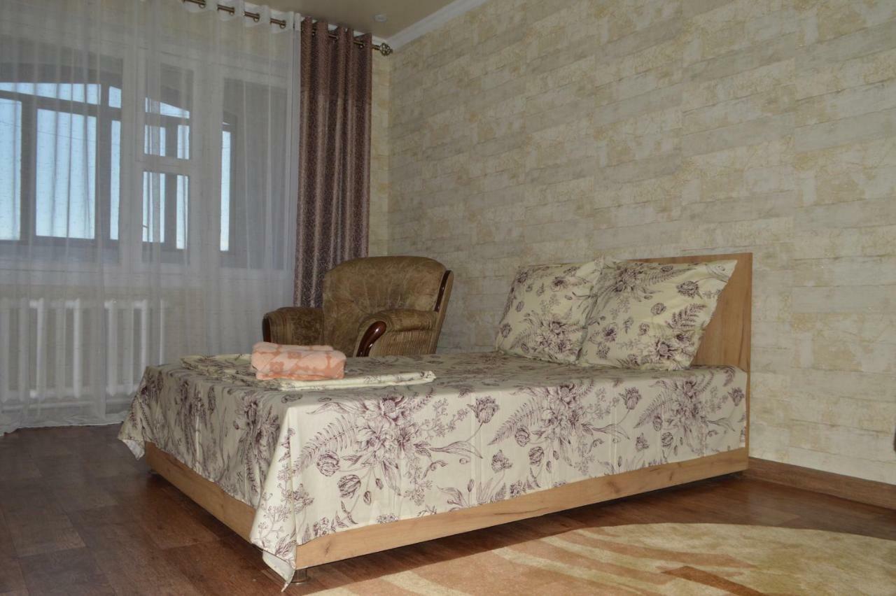 Apartment On Isanov Street, 8 بيشكيك المظهر الخارجي الصورة